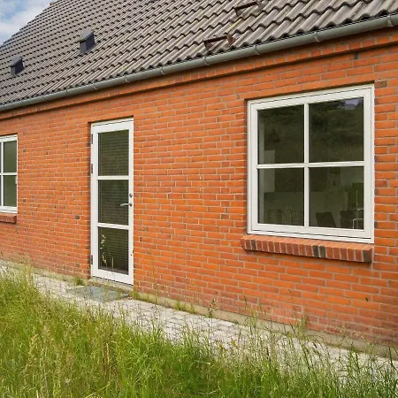 Feriehus Sprawling Holiday Home In Hanstholm With Whirlpool Vigsø