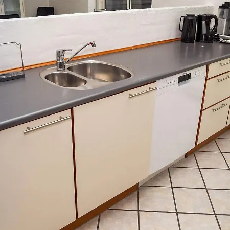 Sprawling Holiday Home In Hanstholm With Whirlpool Feriehus Vigsø