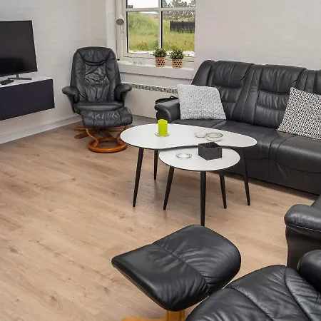 Sprawling Holiday Home In Hanstholm With Whirlpool Feriehus