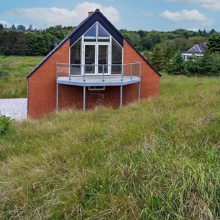 Feriehus Sprawling Holiday Home In Hanstholm With Whirlpool *